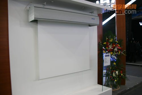 大型工程電動(dòng)屏幕