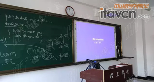 教育信息化進入快車道，鴻合領跑激光投影市場成“新常態”